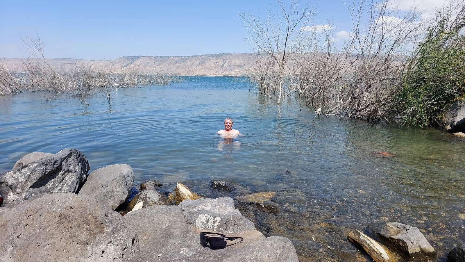 Between Sea And Lake 2